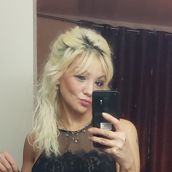 Meet your Posher, Natalia - Picture 1 of 1